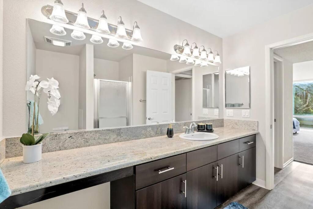 Appartement The Diamond Dock - Rare Gem Marina View Pool Jacuzzi Tennis Courts *